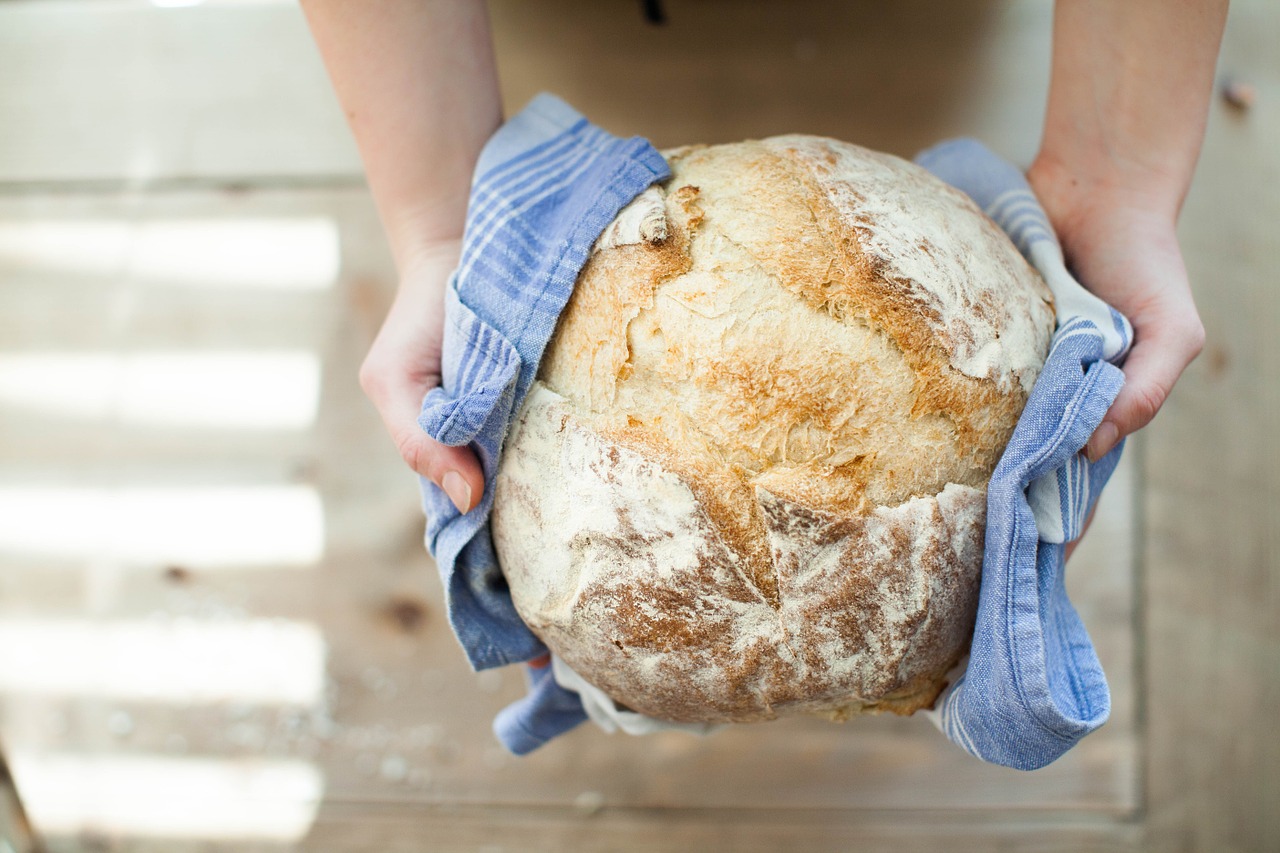 chleb przechowywać ile czas psuje się czerstwy