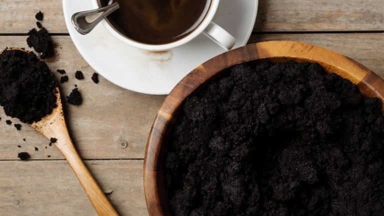 Fusy z kawy – 14 sposobów, jak je wykorzystać