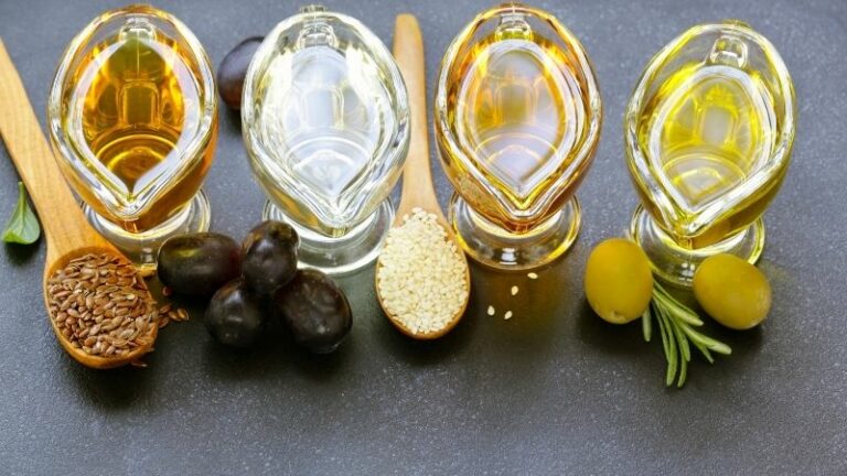 Oliwa z oliwek a olej roślinny, który tłuszcz jest zdrowszy?