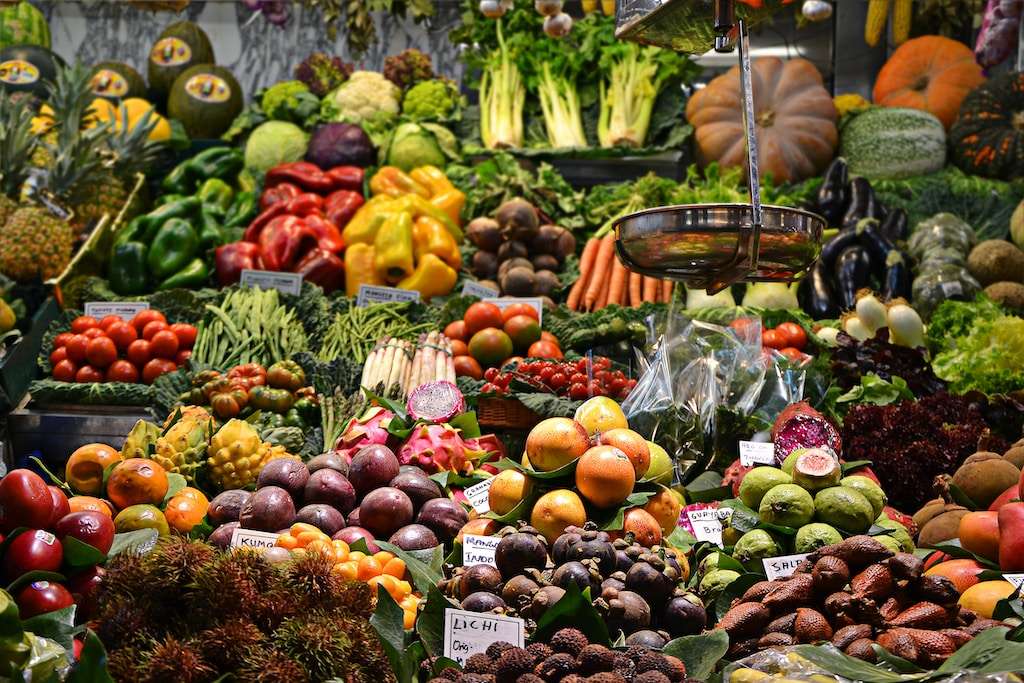 Sklepy ze zdrową żywnością – 3 powody, dla których warto w nich kupować