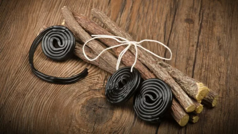 Lukrecja: Tajemniczy korzeń o słodkim charakterze