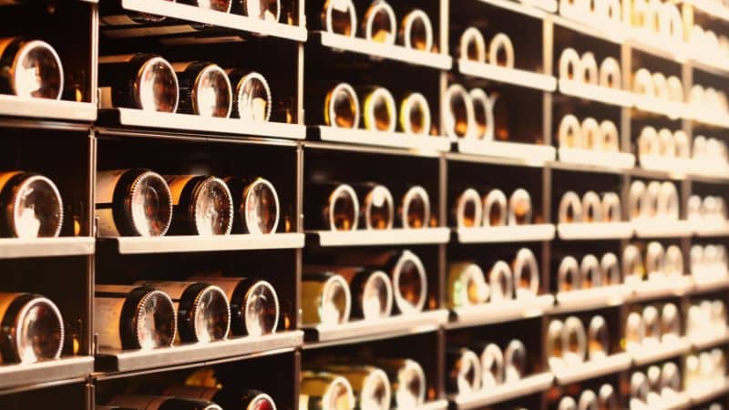 jak przechowywać wino